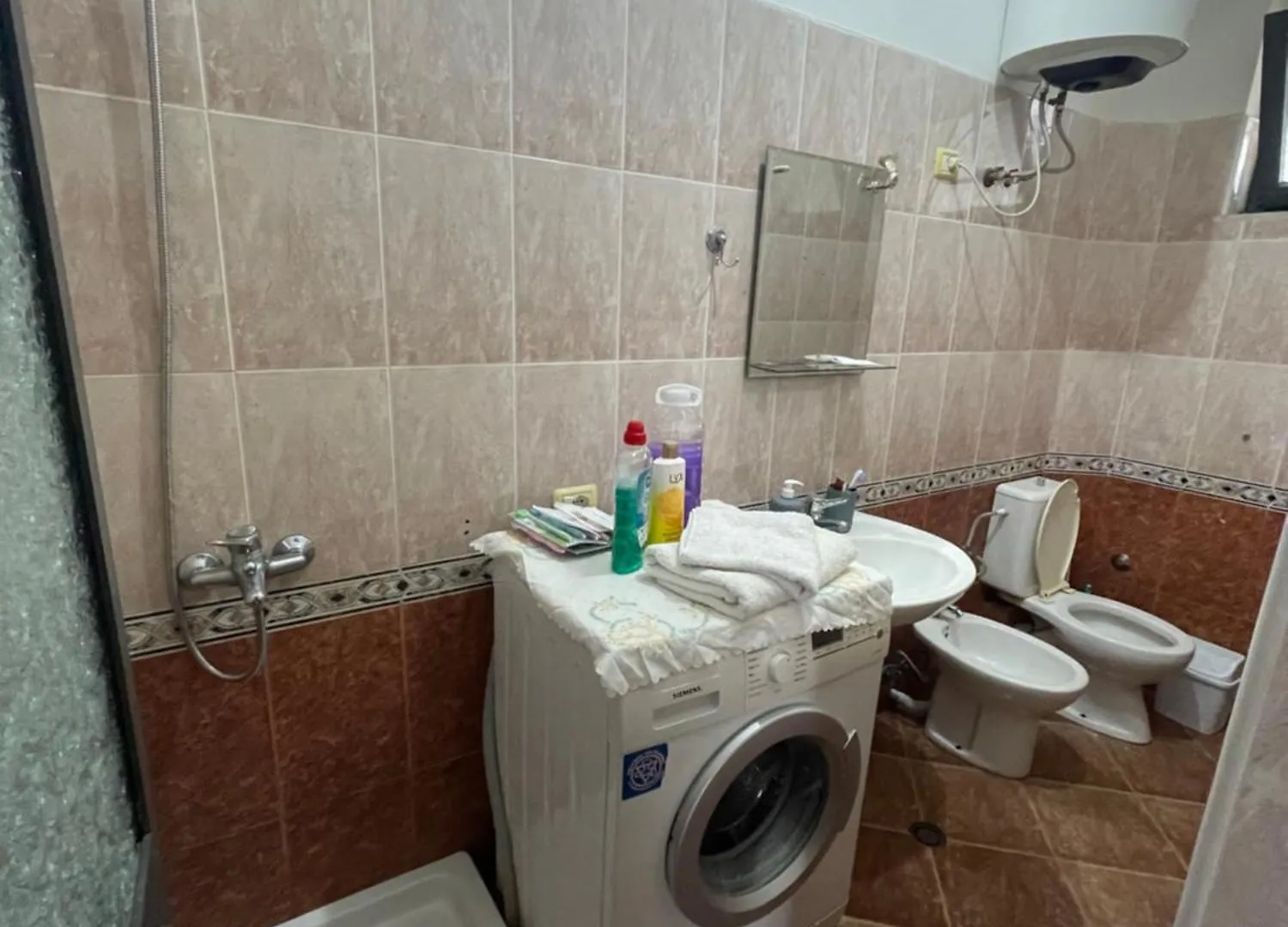 Golem Guesthouse 0*, Golem (Tirana)