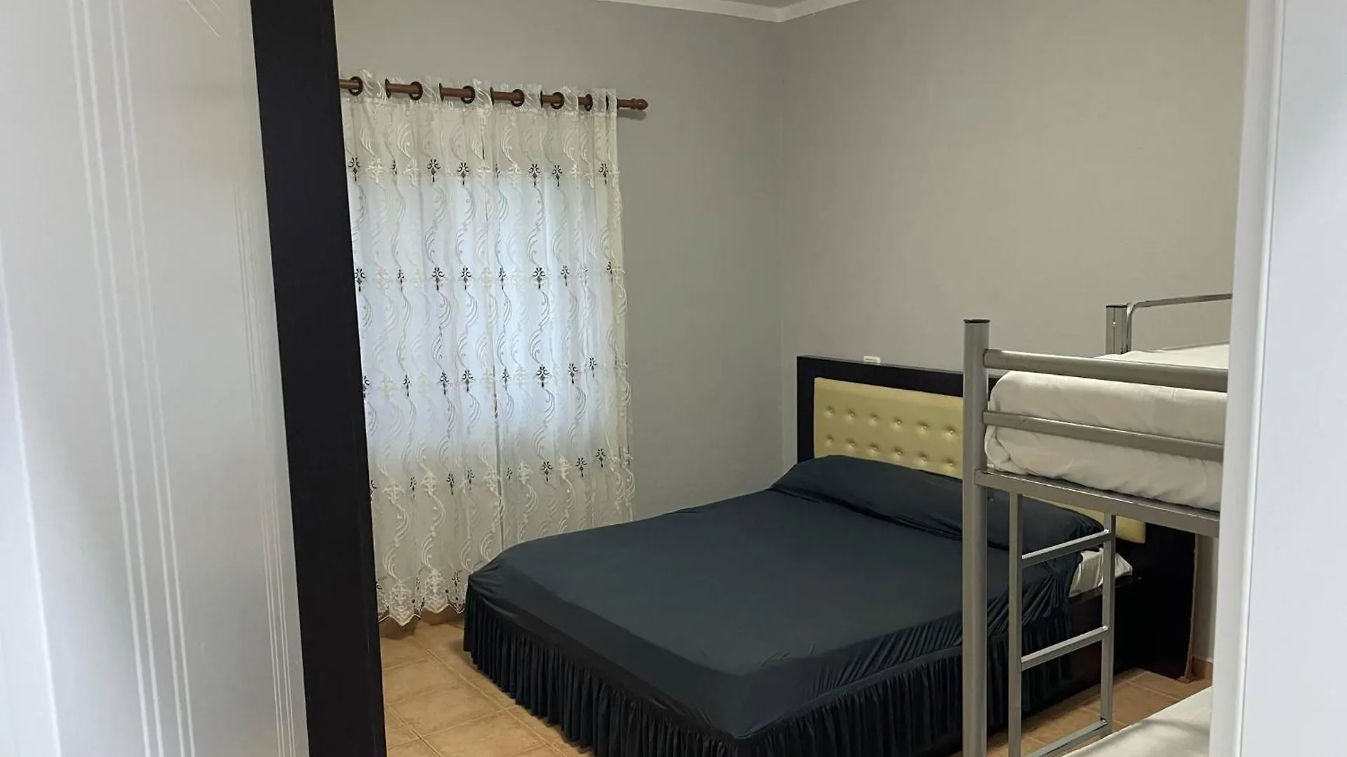 Golem Guesthouse Albania