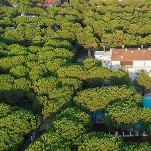Resort Marea, Golem (Tirana)