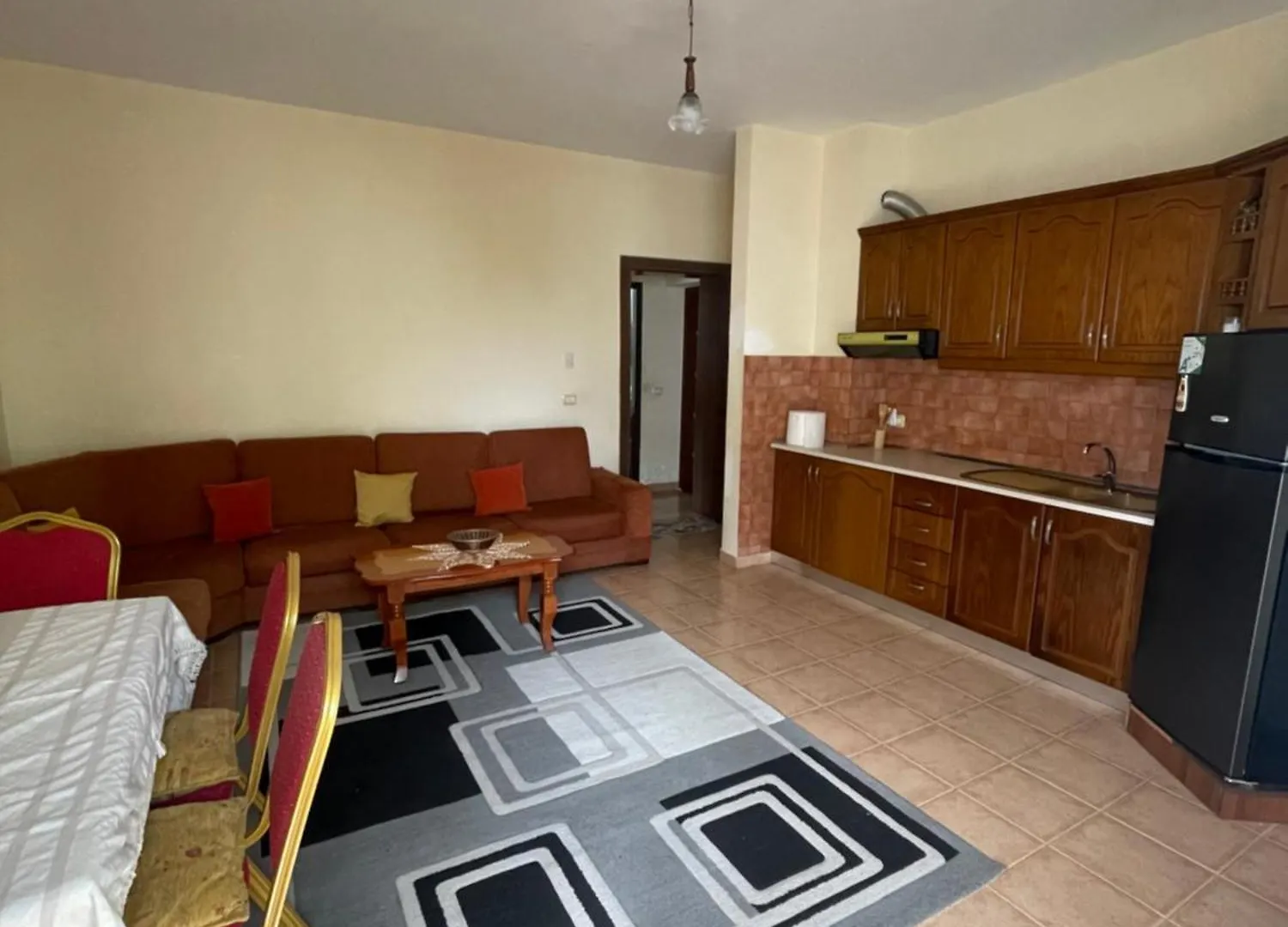 דירה Golem Guesthouse