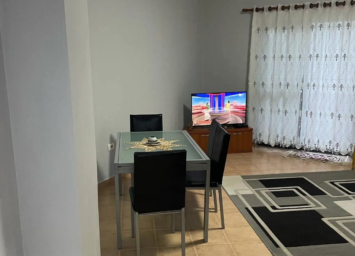 דירה Golem Guesthouse
